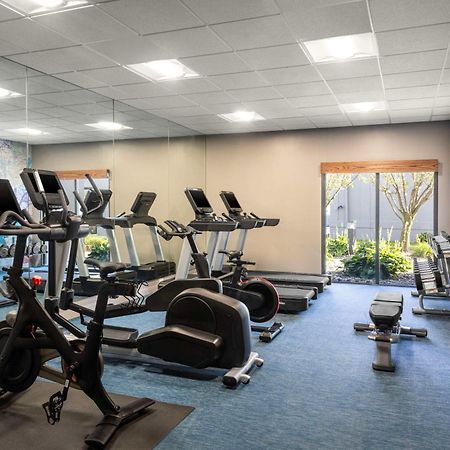 Hyatt Place Detroit/יוטיקה מראה חיצוני תמונה