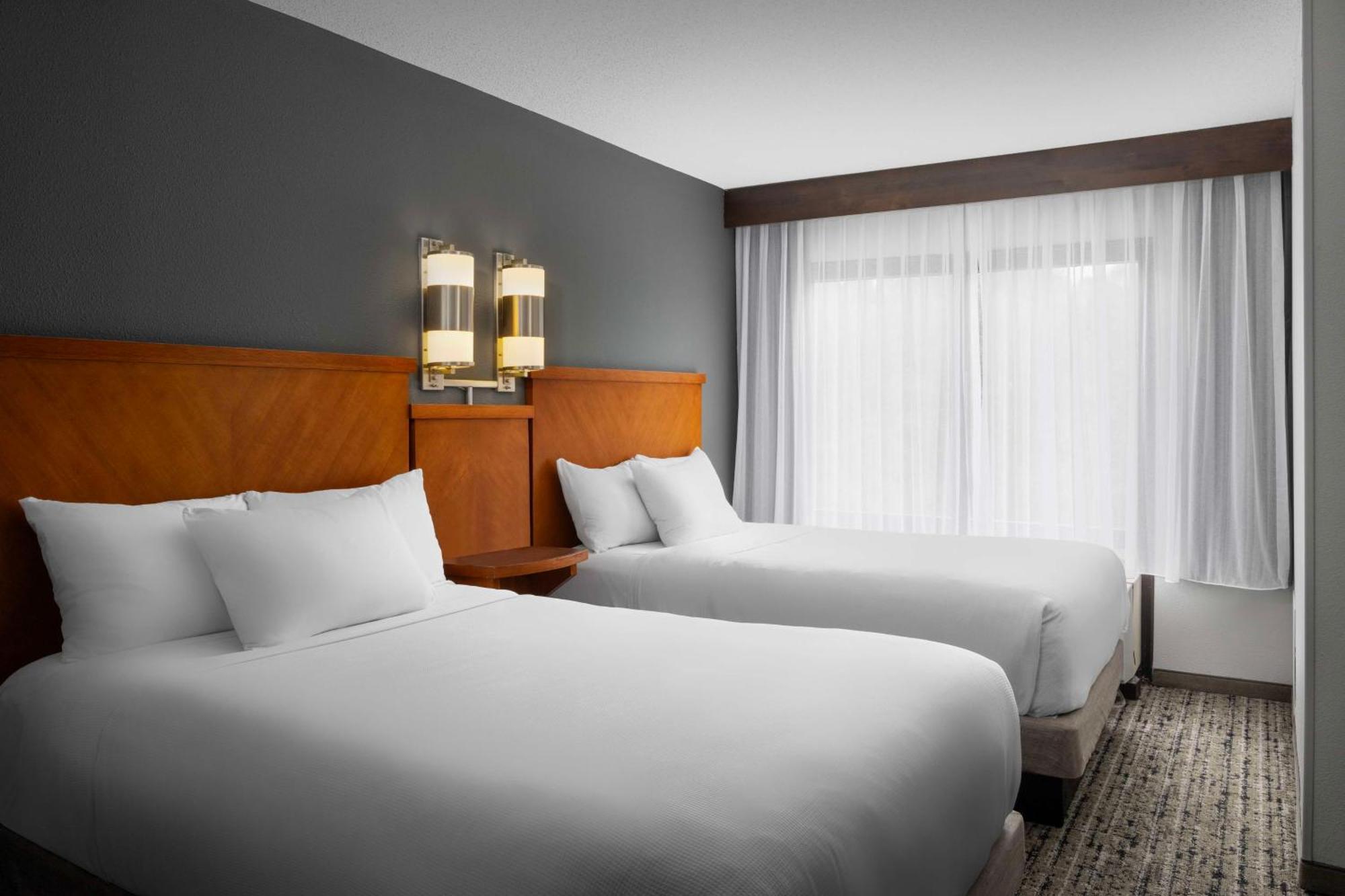 Hyatt Place Detroit/יוטיקה מראה חיצוני תמונה