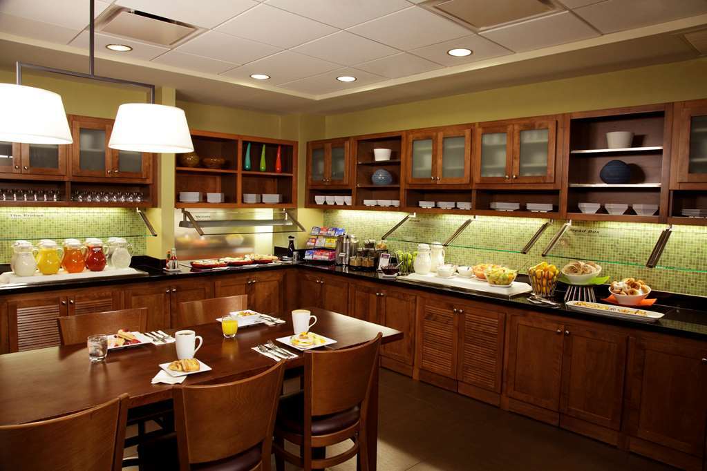 Hyatt Place Detroit/יוטיקה מסעדה תמונה